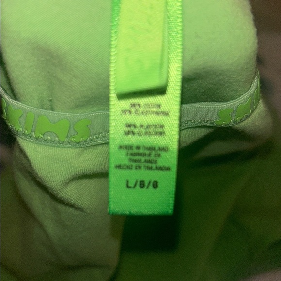 SKIMS Neon Green Crop Top (TOP ONLY) - Picture 5 of 5